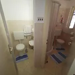 דירה Fuer 7 Personen- 100m Vom By Interhome קריקווניצה