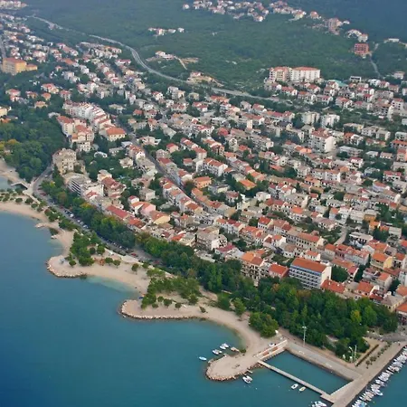 Fuer 7 Personen- 100m Vom By Interhome Crikvenica