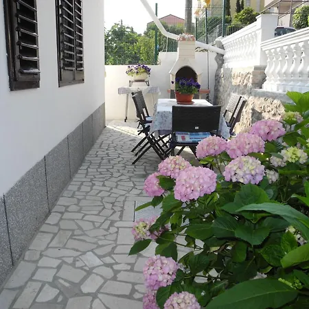 Fuer 7 Personen- 100m Vom By Interhome * Crikvenica