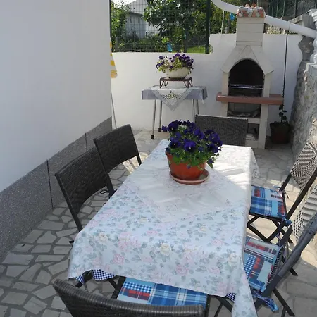 Fuer 7 Personen- 100m Vom By Interhome Apartment Crikvenica