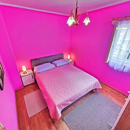 Apartman Fuer 7 Personen- 100m Vom By Interhome Crikvenica