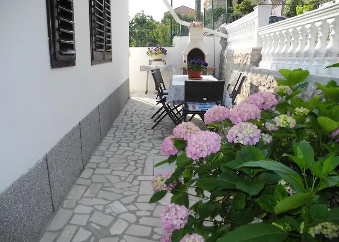 Fuer 7 Personen- 100m Vom By Interhome * Crikvenica